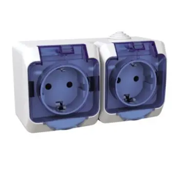 Sleva Cedar Plus IP44 - Zásuvka dvojnásobná 230V 16A 2P+SE (VDE), bílá s čirým krytem *WDE000525 Schneider