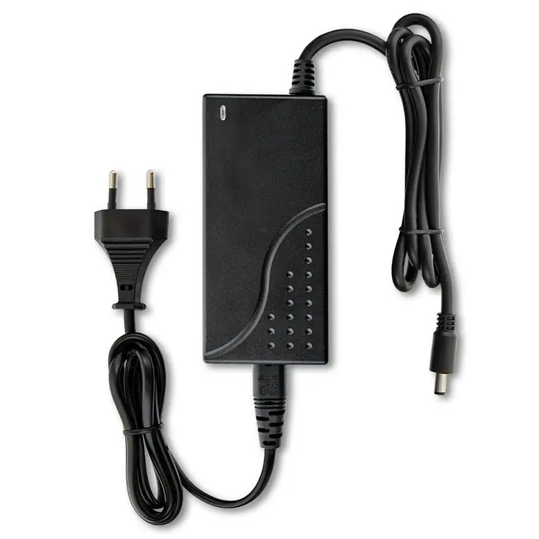 LED napájecí zdroj MCLED 84W 12VDC 7A IP20 černý plast s vidlicí ML-732.067.11.0 Koupit Online