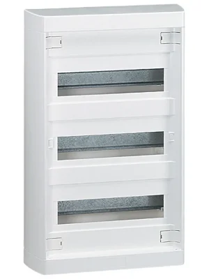 Vrácení Zdarma Skříň LEGRAND 601203 36+3TE