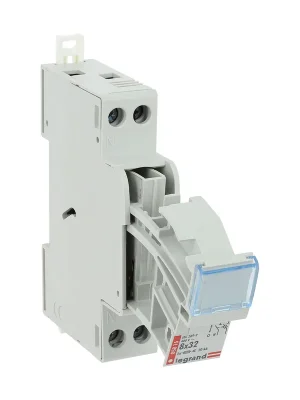 Odpínač LEGRAND 5816 1P+N pojistkový Horká Nabídka