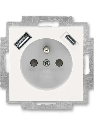 Značkový 5569H-A32357 68 Zásuvka 1násobná s kolíkem, s clonkami, s nabíjením USB-A, USB-C